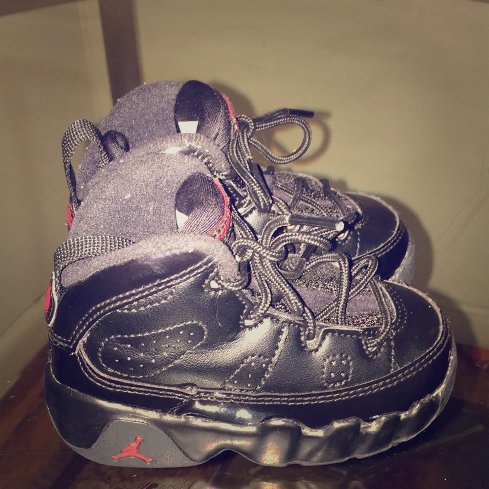Toddler sneakers